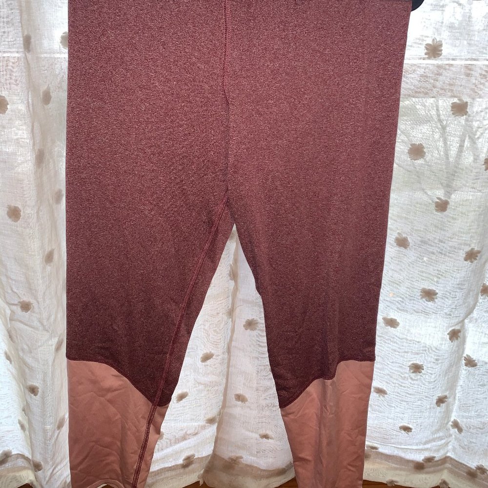 Aeropostale Two Toned Leggings